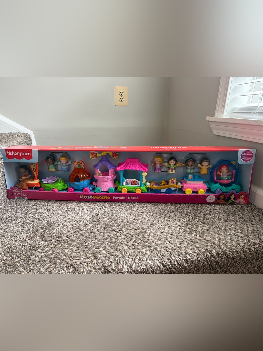 Little people Disney princess parade NEW